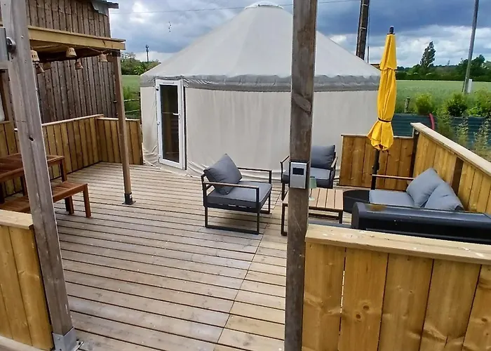 Yourte- Bambou - Climatisee- Les Belles Ouvrieres Luxuszelt *